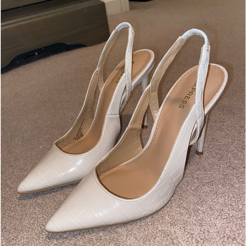 Express croc embossed white pumps